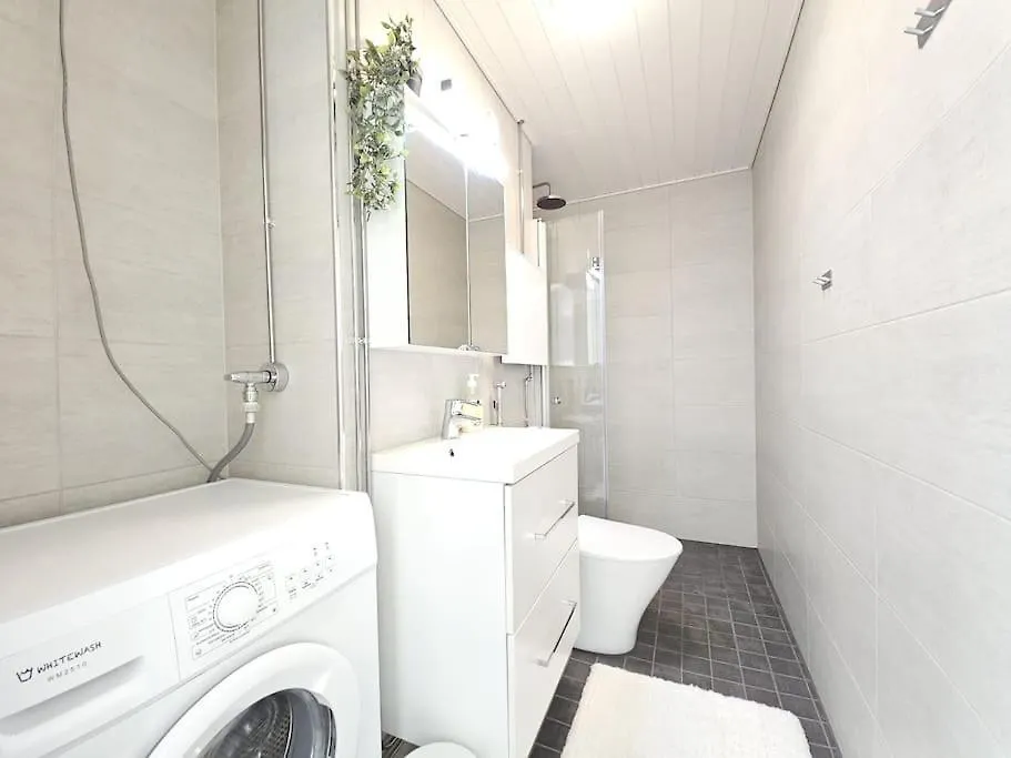 Modern One-Bedroom With Glazed Sun Balcony, 350M Metro Helsinki 0*,